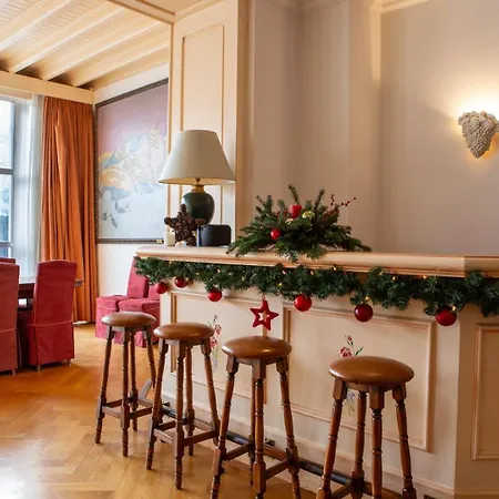 Elegant Vacations In *